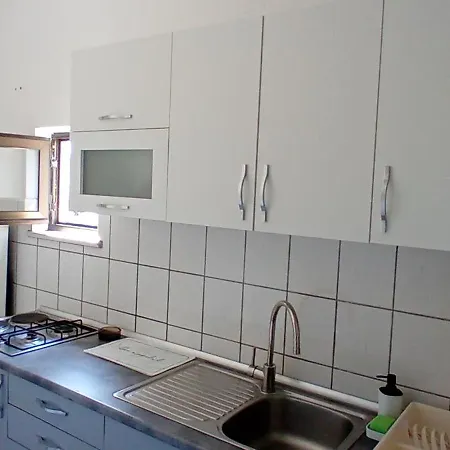 Andela Apartman