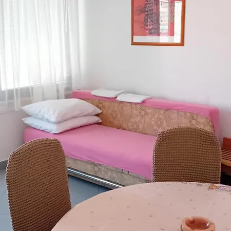 Andela Apartman *