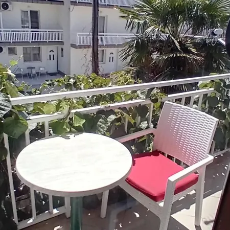 Andela דירה נאום