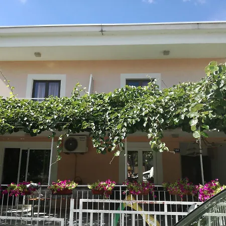 Andela Apartment *